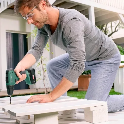 Bosch UniversalDrill 18 аккумуляторная дрель-шуруповерт (2 x 1.5 Ач, ЗУ) с кейсом, 06039C8005