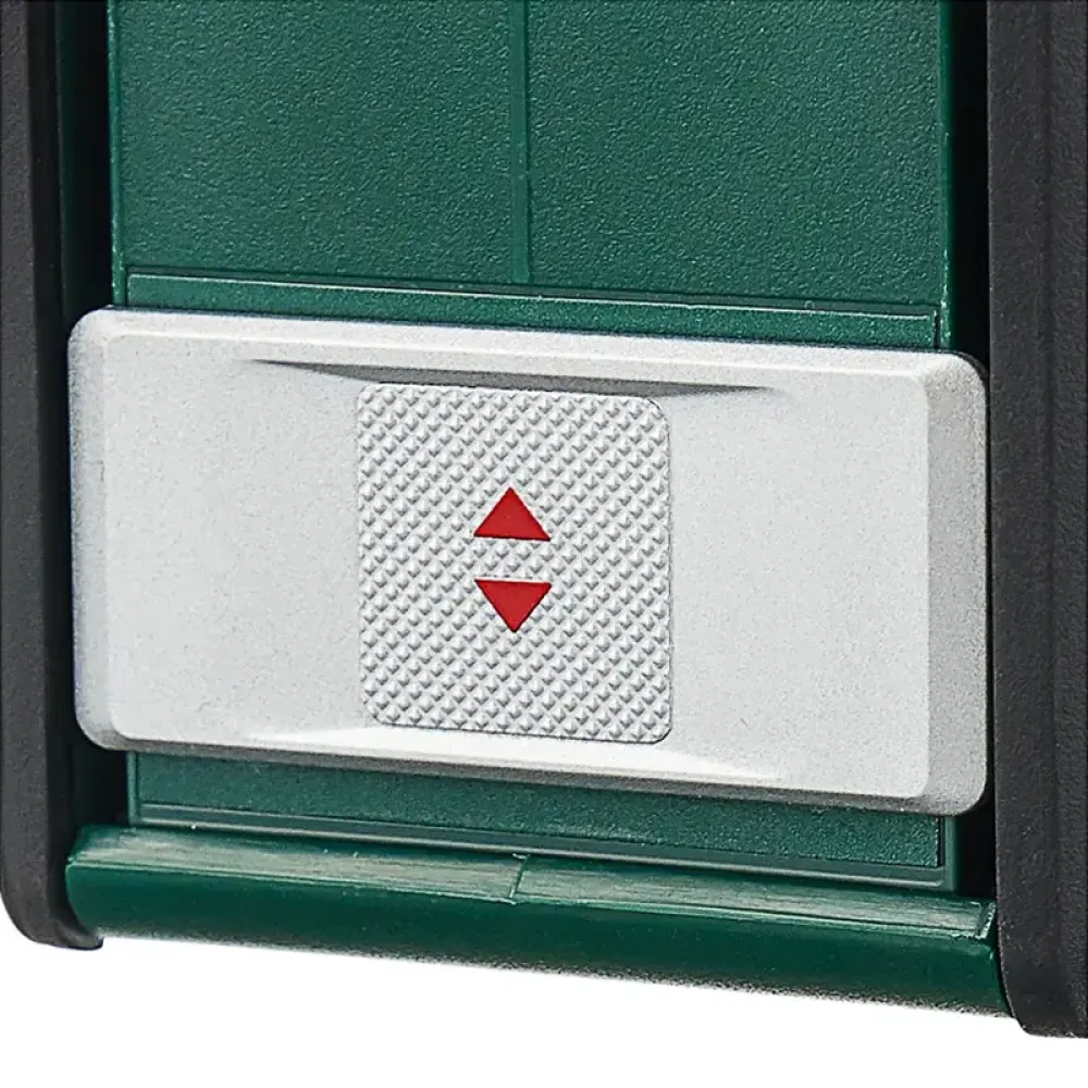 Bosch Quigo лазерный уровень + Bosch MM2 0603663521