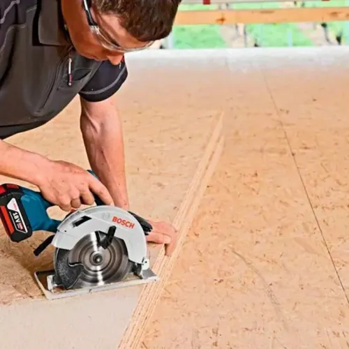 Bosch GKS 18V-57 Professional аккумуляторная циркулярная пила (1 x 4 Ач, ЗУ), 0615990M42