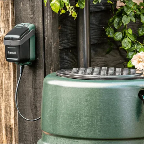 Bosch GardenPump 18V-2000 аккумуляторный насос (1 x 2.5 Ач, ЗУ), 06008C4202