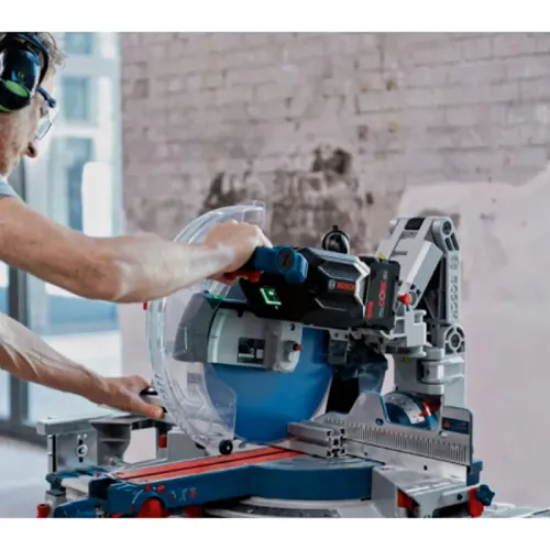 Bosch GCM 18V-305 GDC Professional Solo аккумуляторная торцовочная пила (без АКБ и ЗУ), 0601B43000