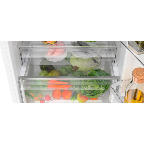 Двухкамерный холодильник Bosch KGN497WDF