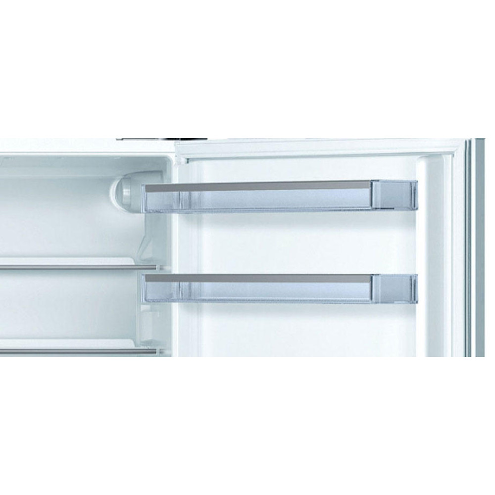 Встраиваемый однокамерный холодильник Bosch KUR15A50