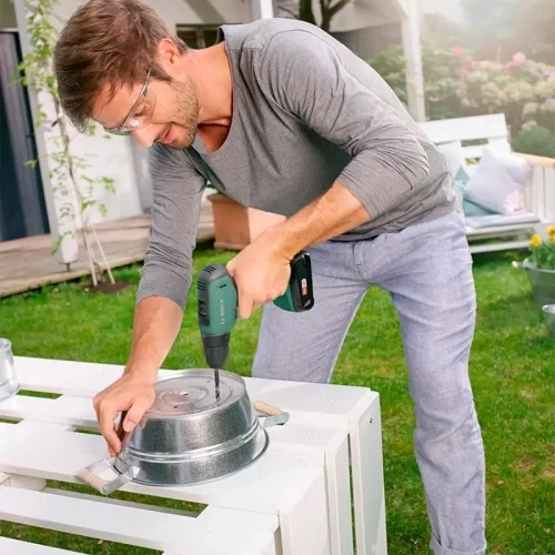 Bosch UniversalDrill 18 аккумуляторная дрель-шуруповерт (1 x 1.5 Ач, ЗУ) с кейсом, 06039C8004