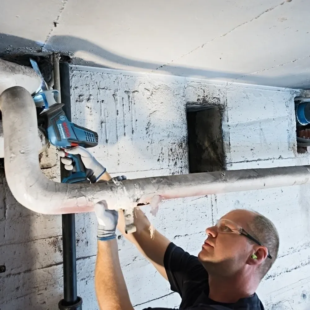 Bosch GSA 18 V-LI C Professional Solo аккумуляторная сабельная пила (без АКБ и ЗУ), 06016A5001